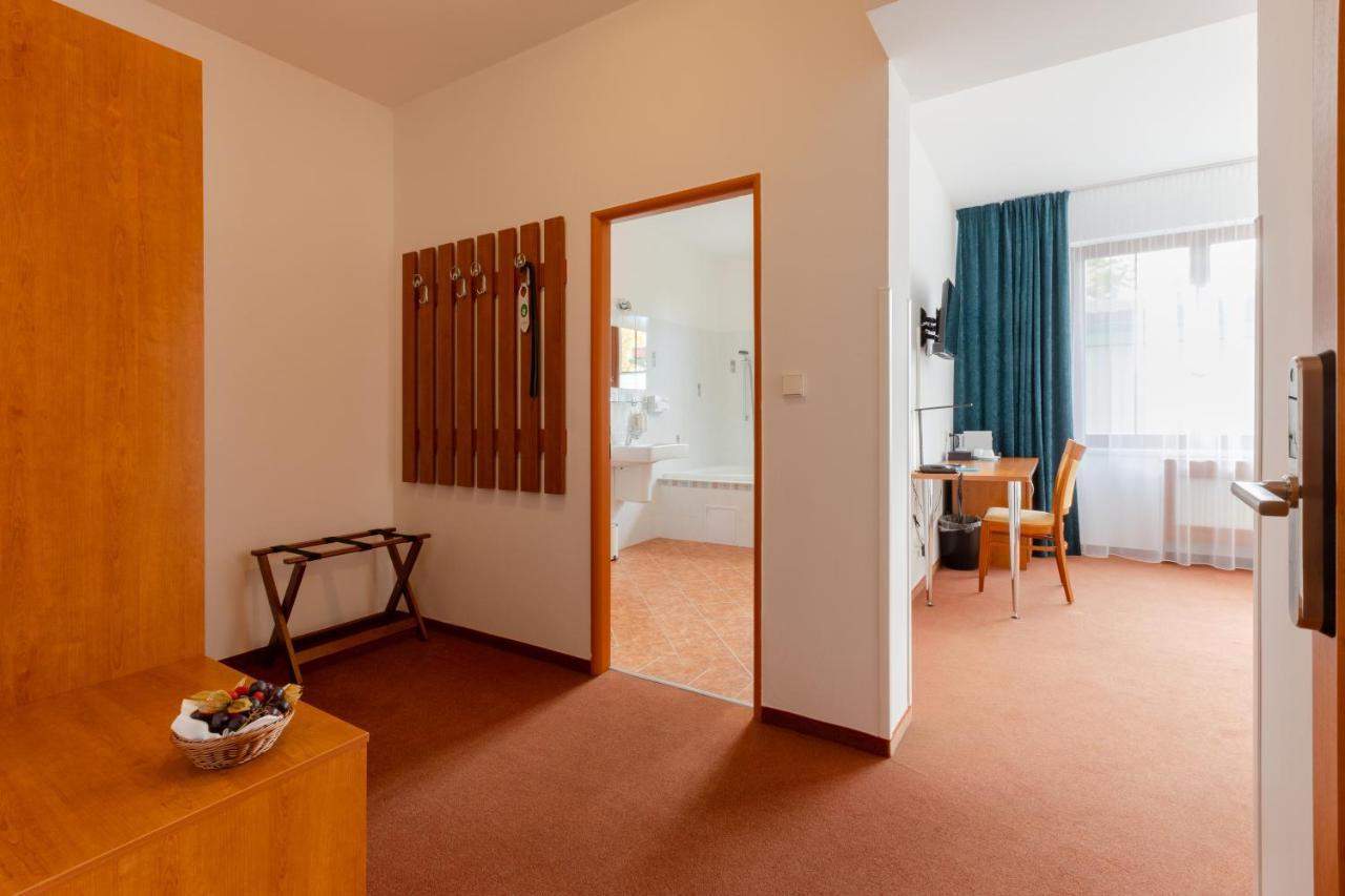 Vyhlidka Resort Наход Экстерьер фото